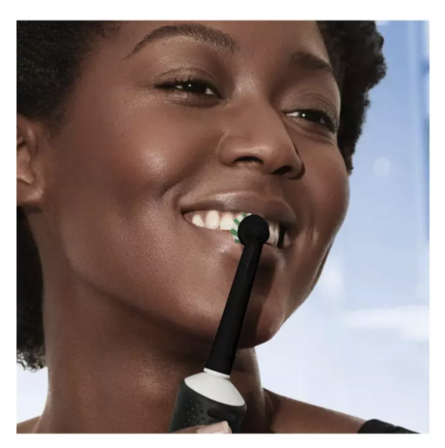 Color negro , 3 modos de limpieza es una excelente opciÃ³n para una limpieza dental superior. Este cepillo elimina hasta un 100 % mÃ¡s de placa que un cepillo manual, brindÃ¡ndote una sensaciÃ³n de limpieza profesional en cada uso.